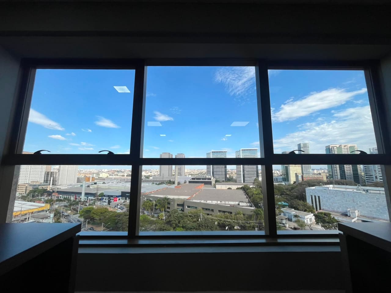Vista de Alphaville, em Barueri, pela janela do escritório da Expertise Securitizadora
